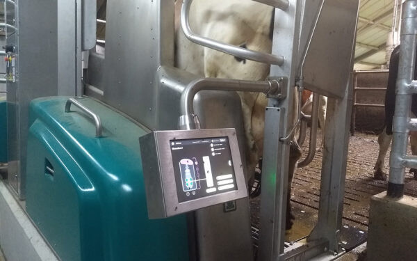 dairyrobot-monobox-gea-3-600x375